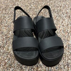 CROCS Brooklyn Low Wedge Black Women's Sandals Size 7